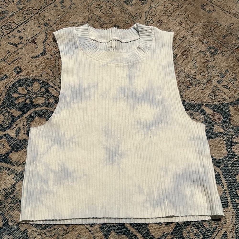 NWOT aerie rebel high neck cropped tie dye tank​ - Picture 2 of 4